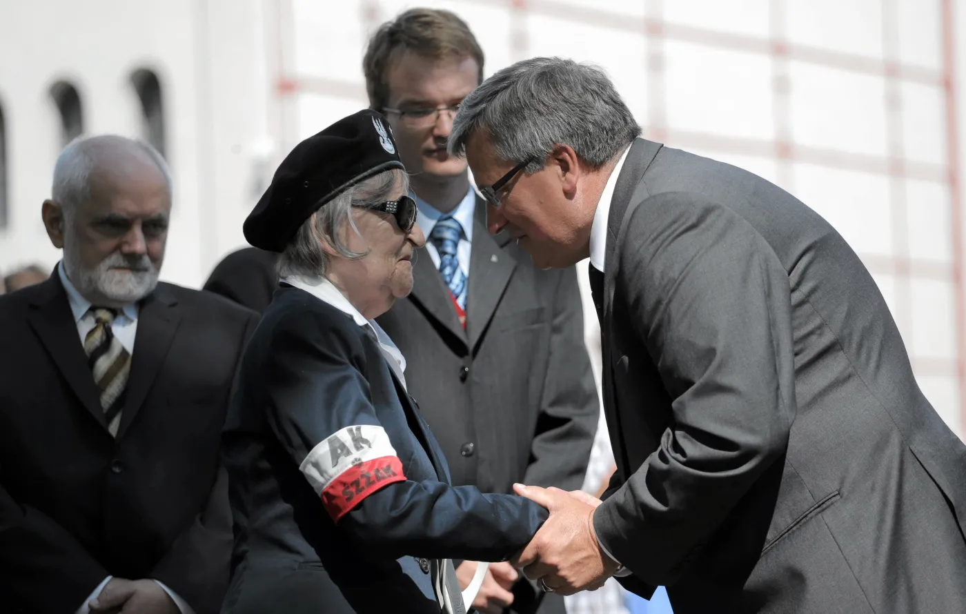 5251282-prezydent-bronislaw-komorowski.jpg