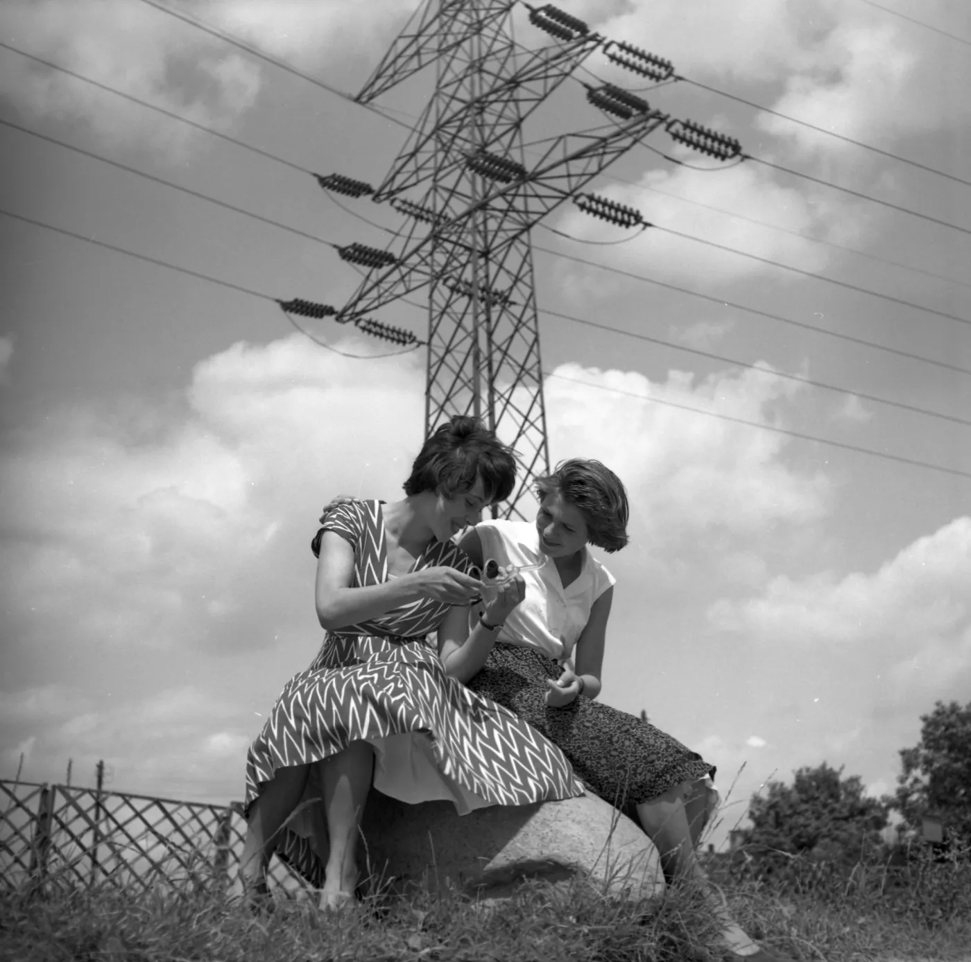 5292203-maj-1959-warszawa-polska-sesja.jpg