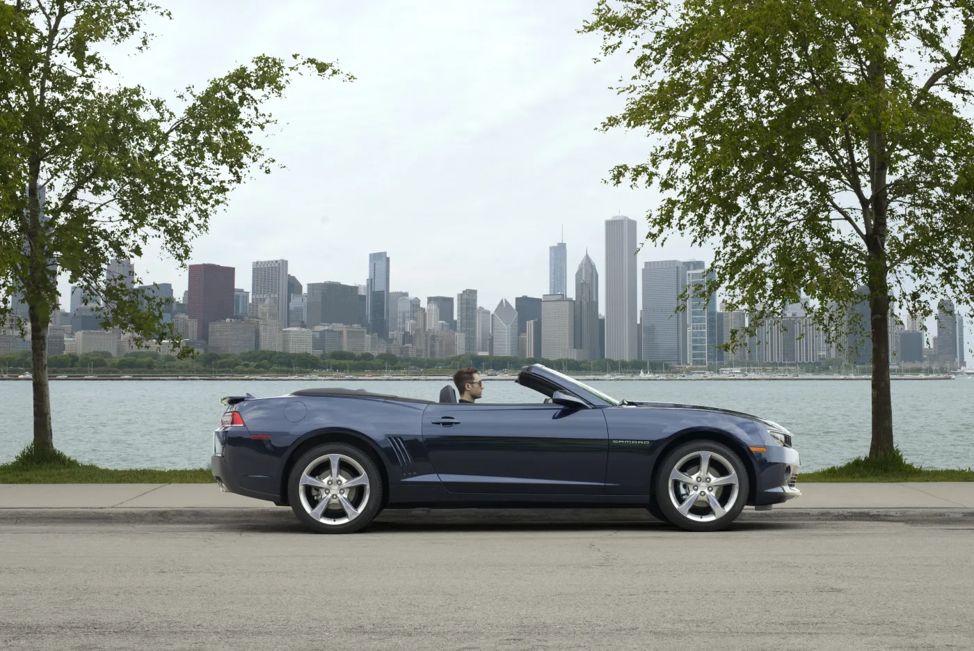 5395678-chevroletcamaroconvertible-01-l.jpg