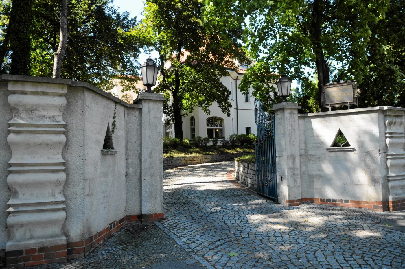 Radzieckie rezydencje w Legnicy