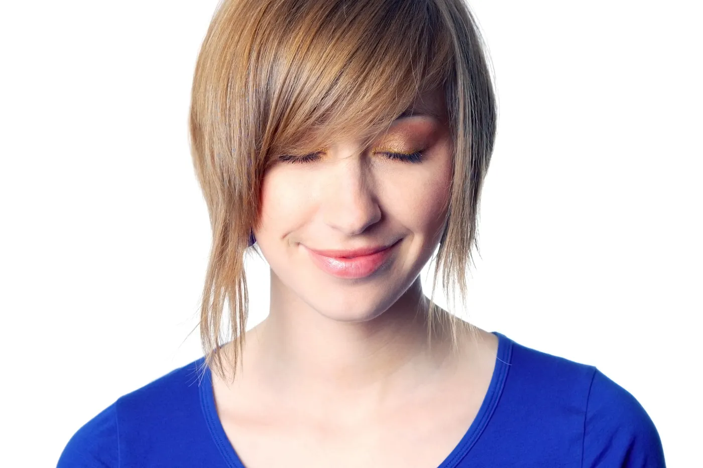 kobieta zamknięte oczy drzemka