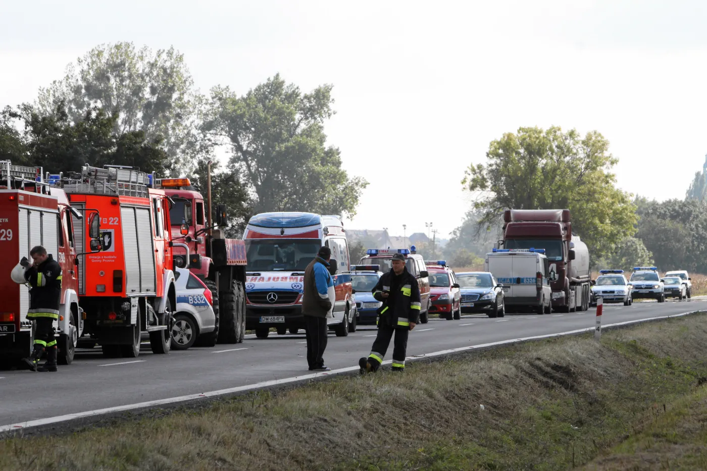 5475307-karetka-pogotowia-zderzyla-sie.jpg