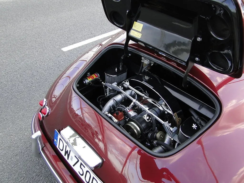 5475623-ff-speedster-to-fabrycznie-nowy.jpg