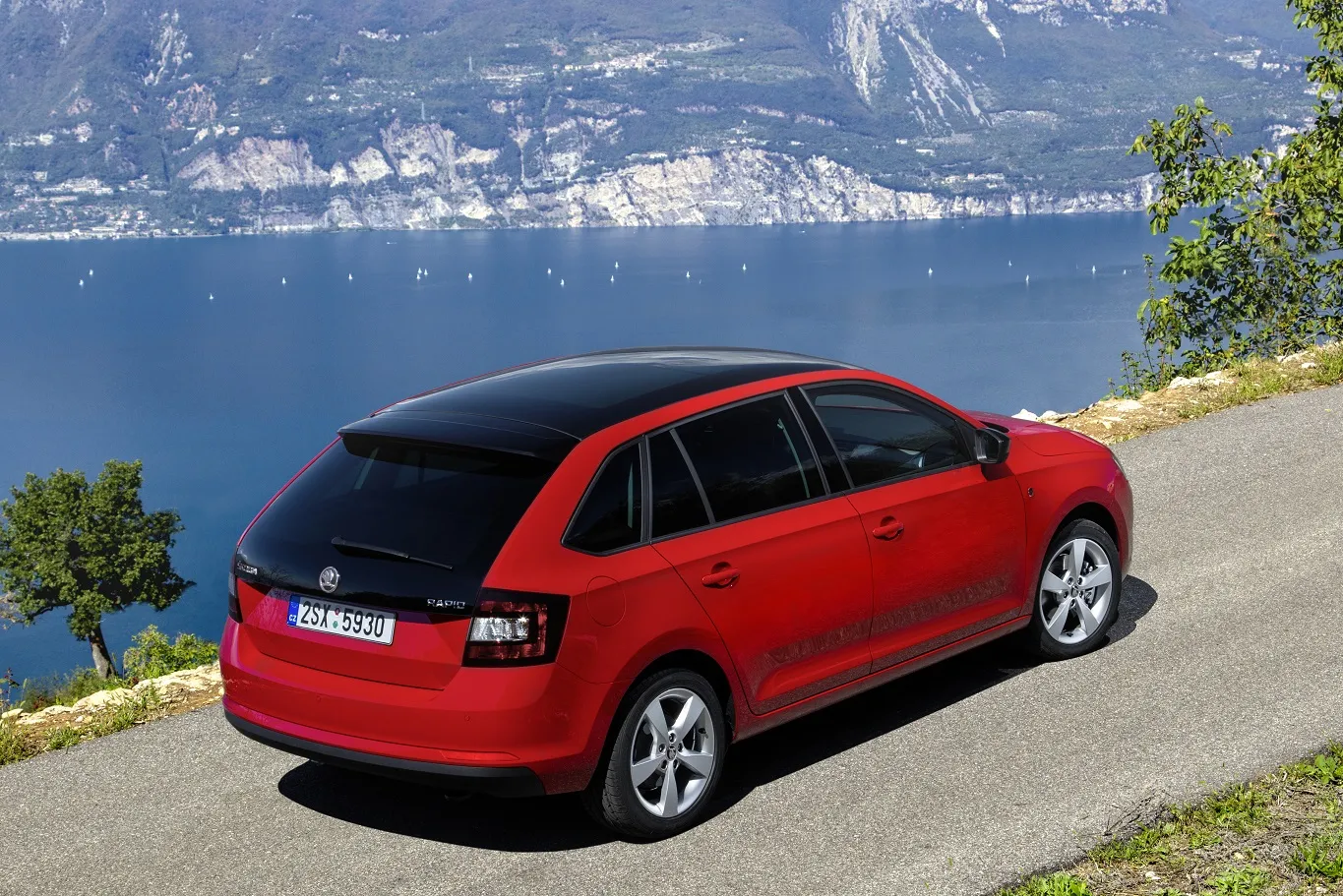 5478234-skoda-rapid-spaceback-pierwsza.jpg