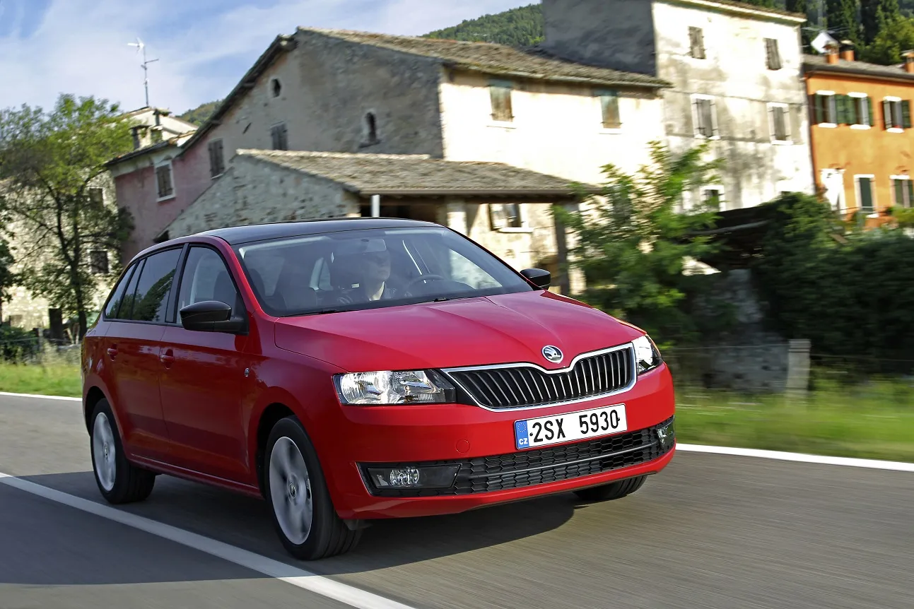 5478379-skoda-rapid-spaceback-pierwsza.jpg