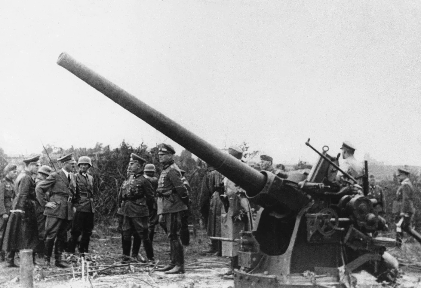 5483182-adolf-hitler-w-polsce-ii-wojna.jpg