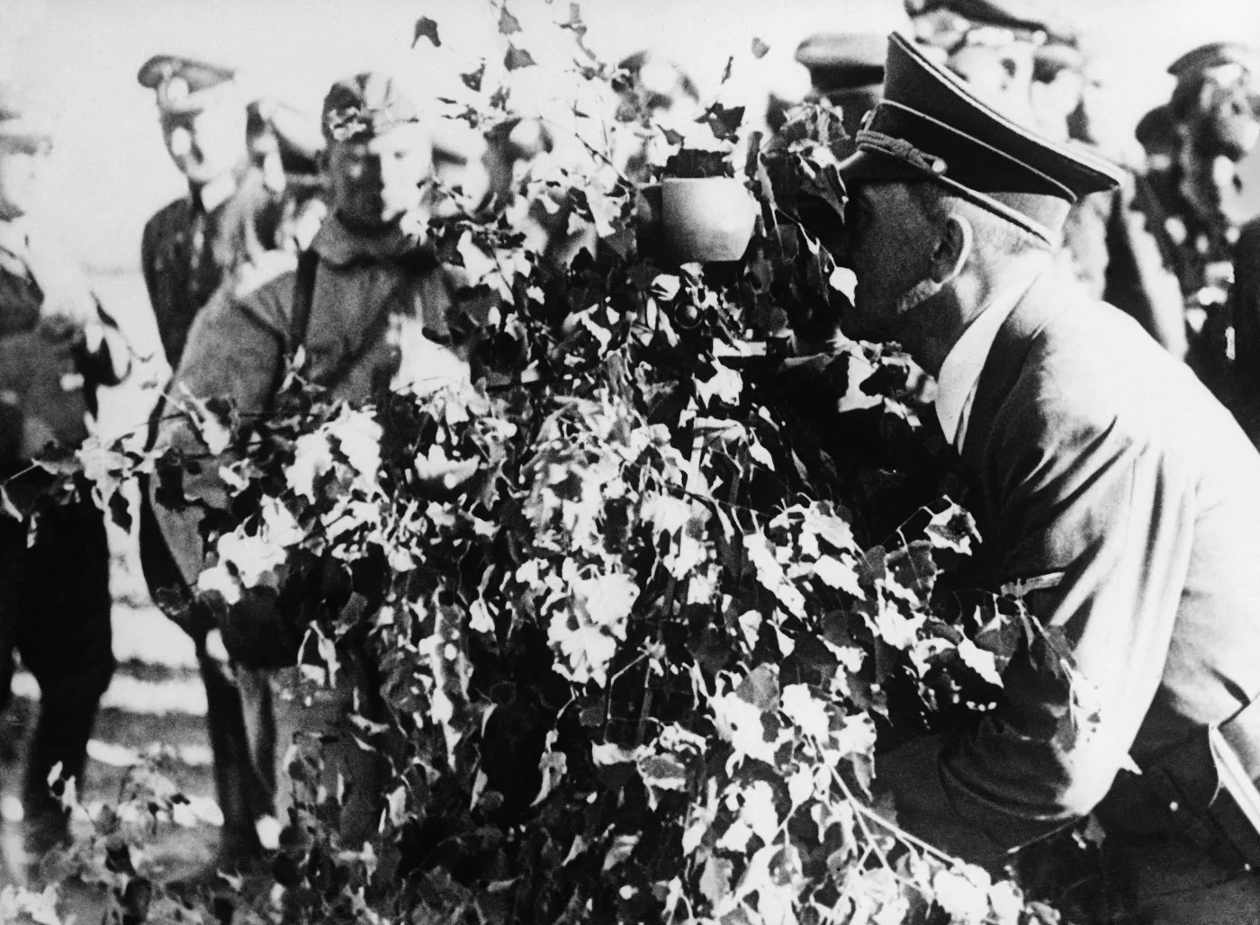5483240-adolf-hitler-w-polsce-ii-wojna.jpg