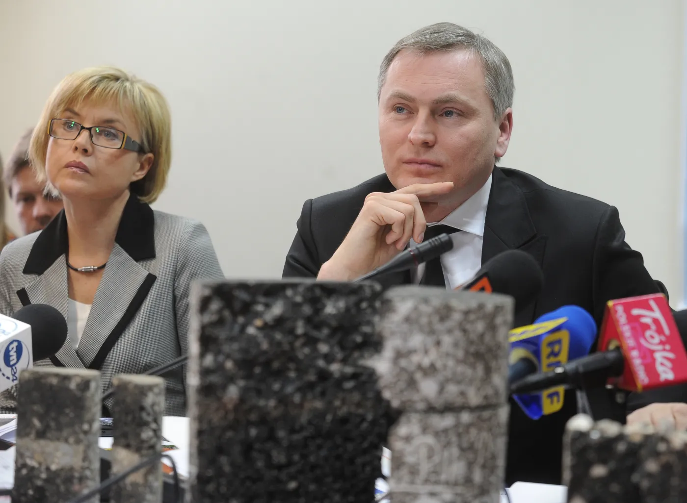 Rzeczniczka Urszula Nelken i szef GDDKiA Lech Witecki