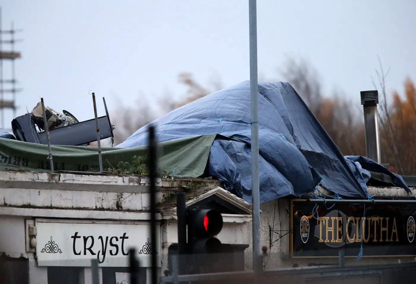 Dziesiąta ofiara katastrofy w Glasgow. Zawieszono loty maszyn tego typu