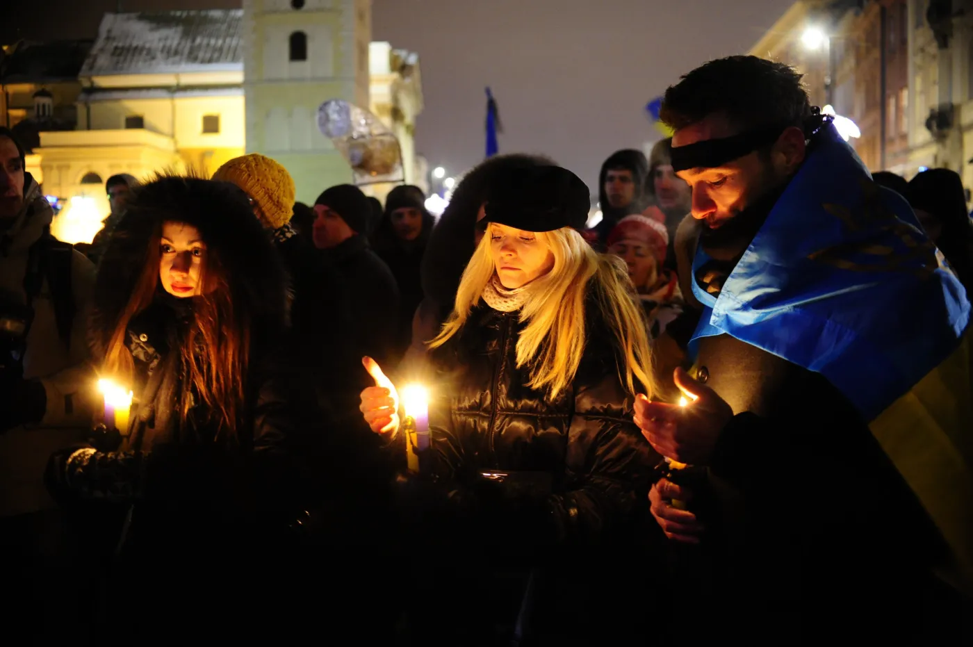 5862447-manifestacja-solidarni-z-ukraina.jpg