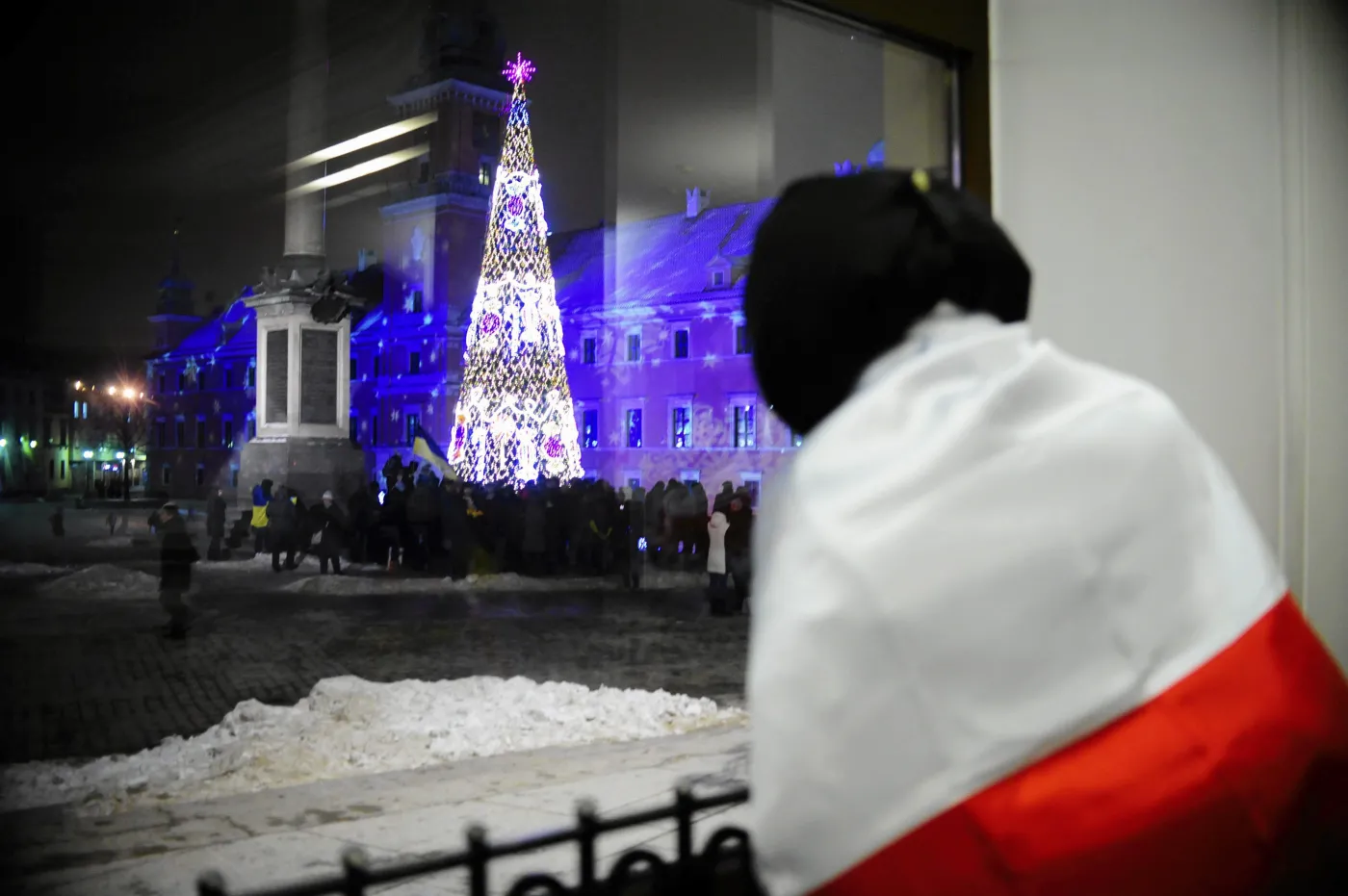 5862476-manifestacja-solidarni-z-ukraina.jpg