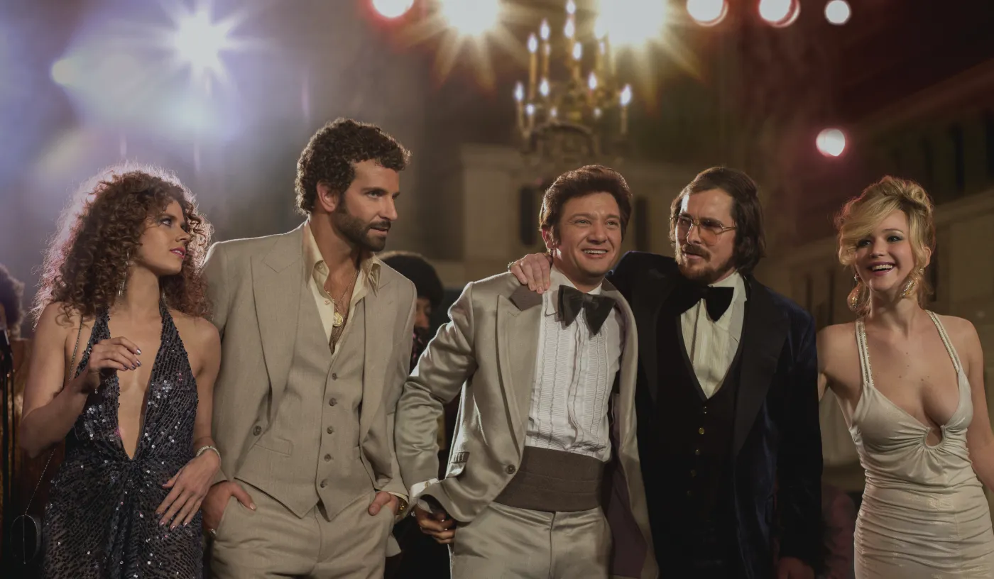 American Hustle: Jak się skubie w Ameryce