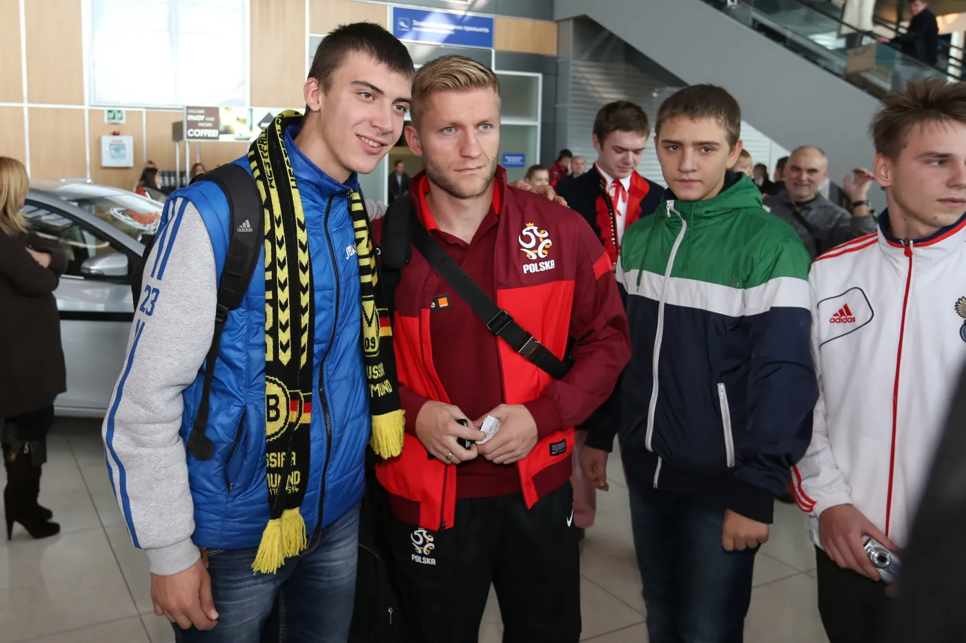 5504980-przylot-pilkarskiej-reprezentacji.jpg