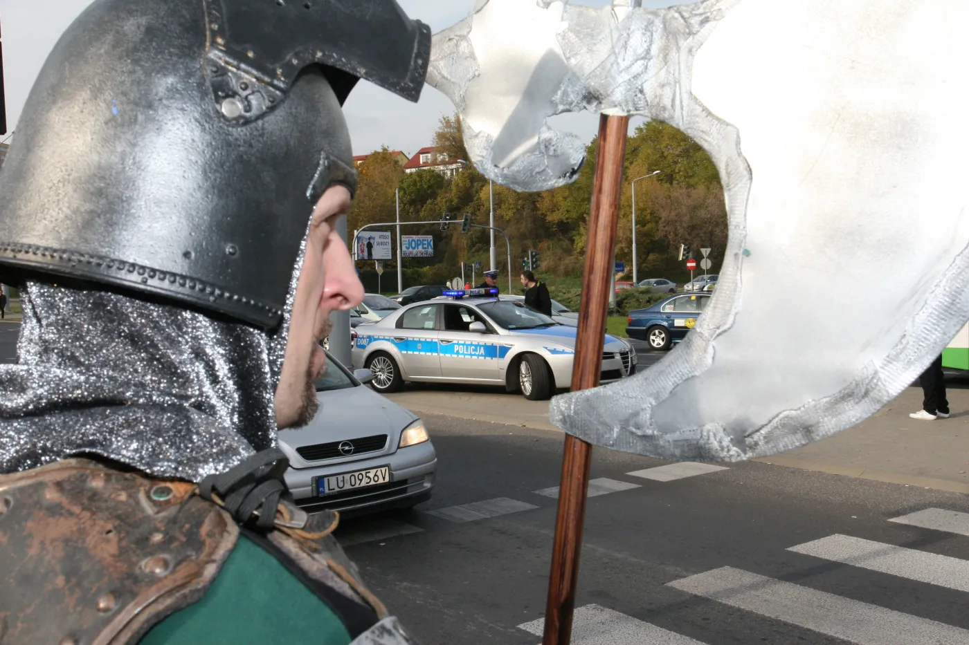 5516535-kabaret-ani-mru-mru-i-policjanci.jpg