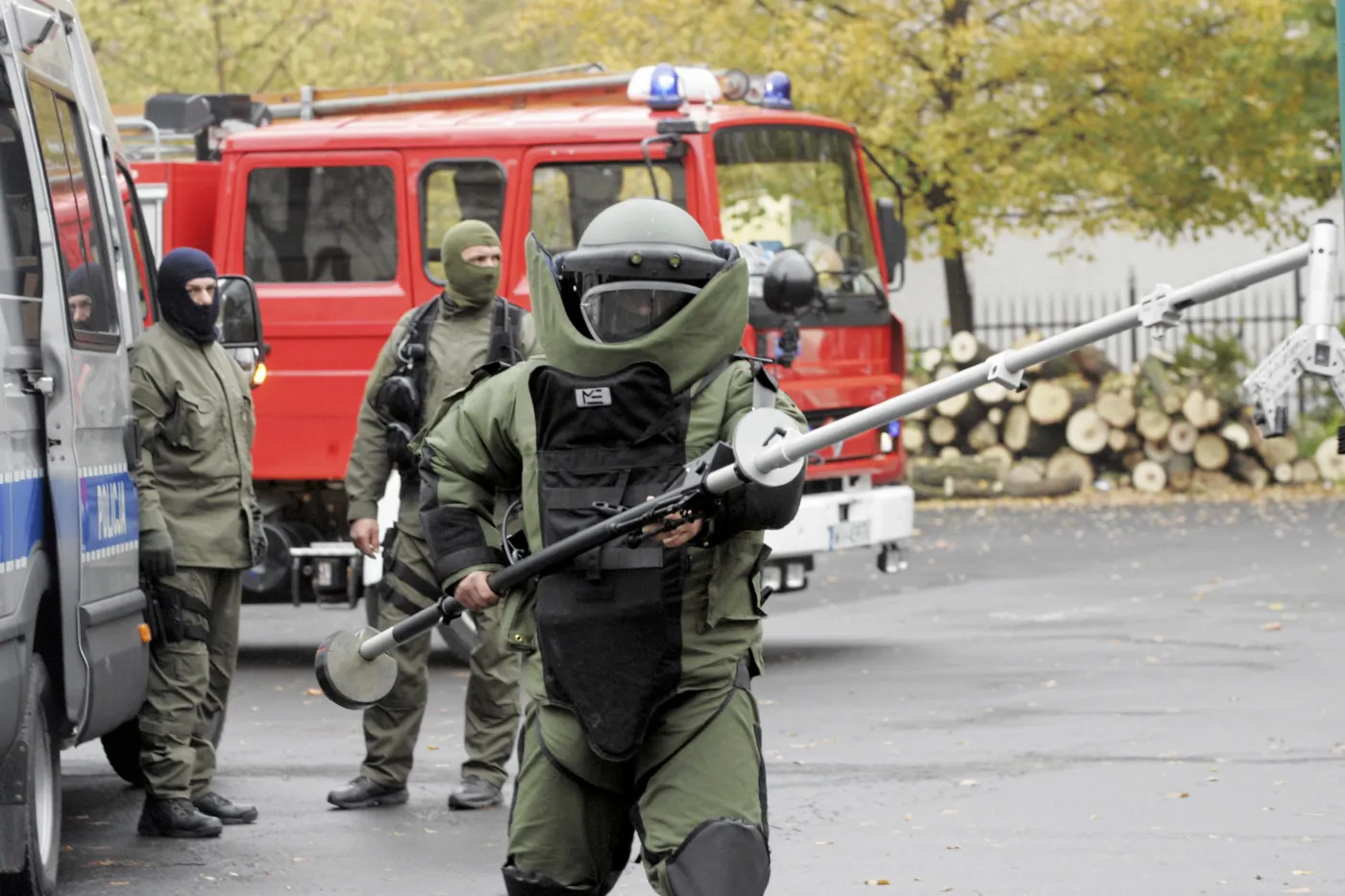 5532757-terrorysta-szkola-liceum-warszawa.jpg