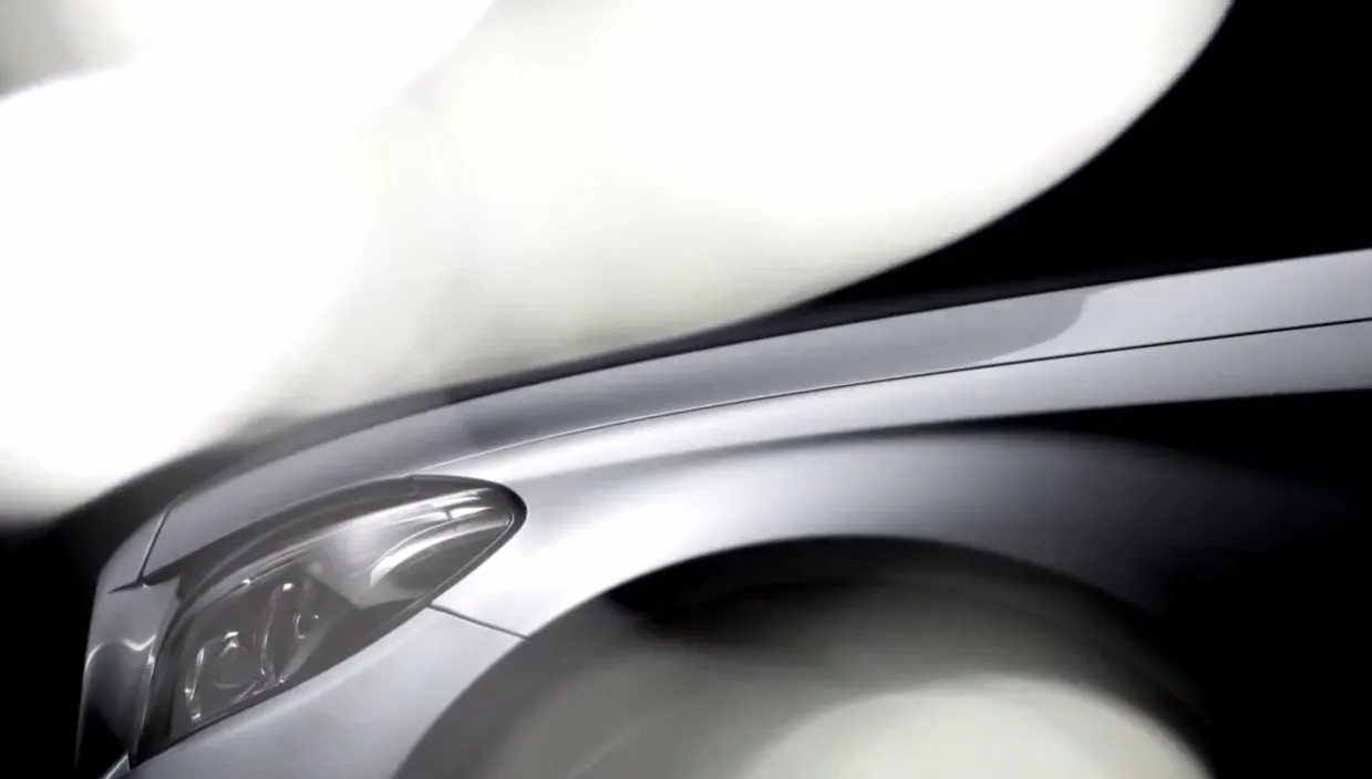 Nowy mercedes klasy C odsłania sekrety! Na początek pierwsze ZDJĘCIA