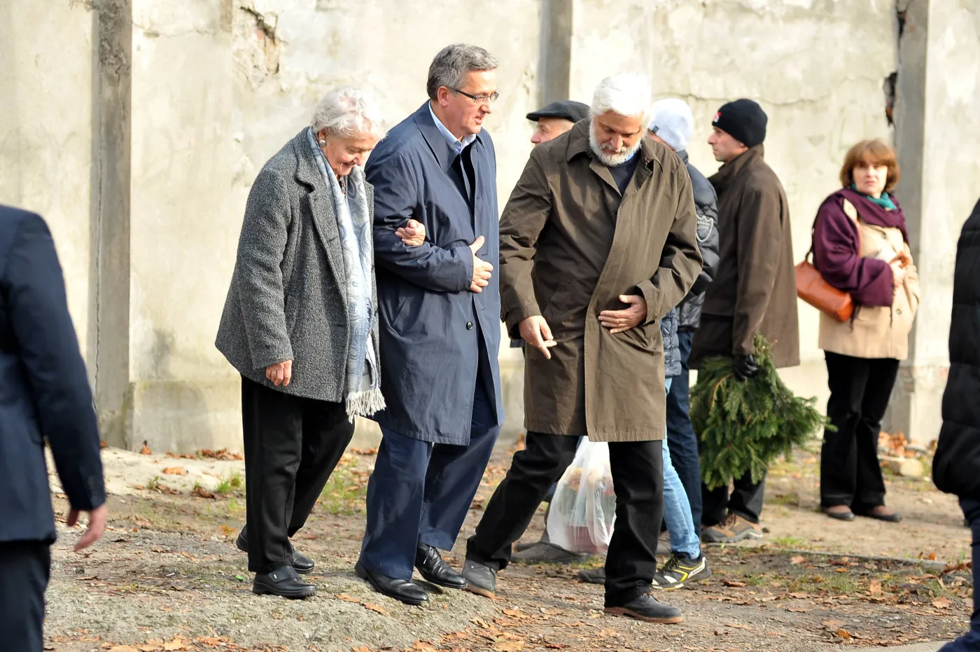 5588419-prezydent-komorowski-z-mama-na.jpg