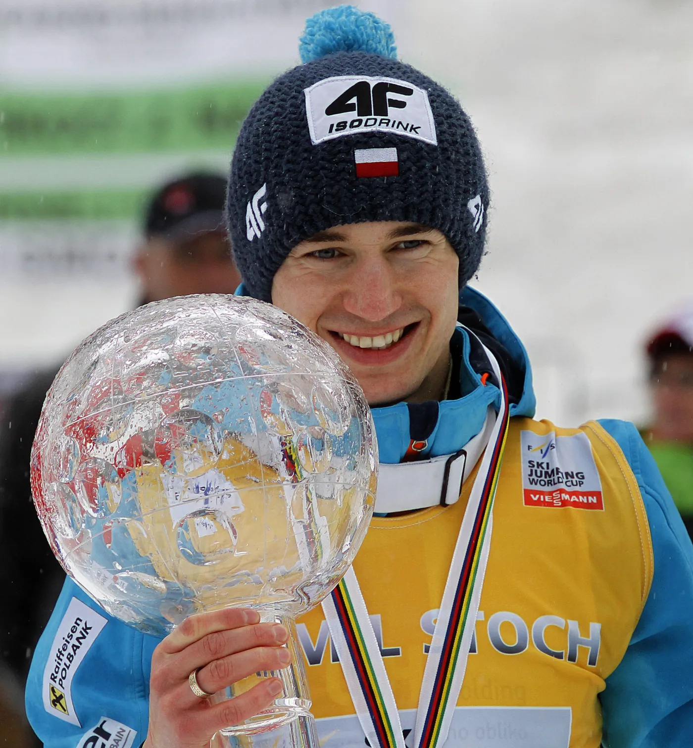 6084165-kamil-stoch-razem-z-zona-cieszyl.jpg