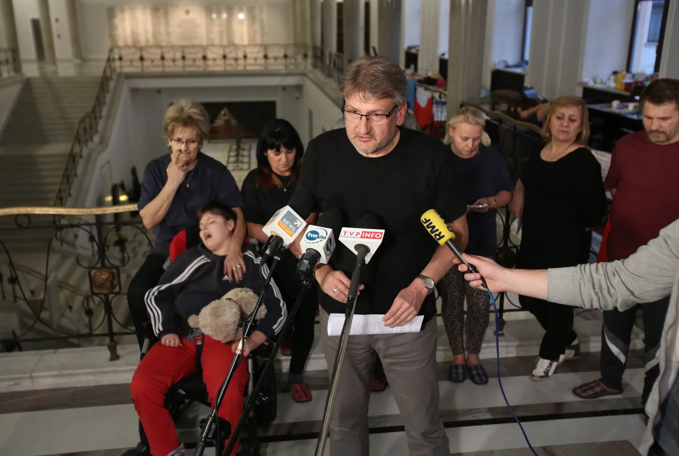 6088841-rodzice-niepelnosprawnych-dzieci.jpg