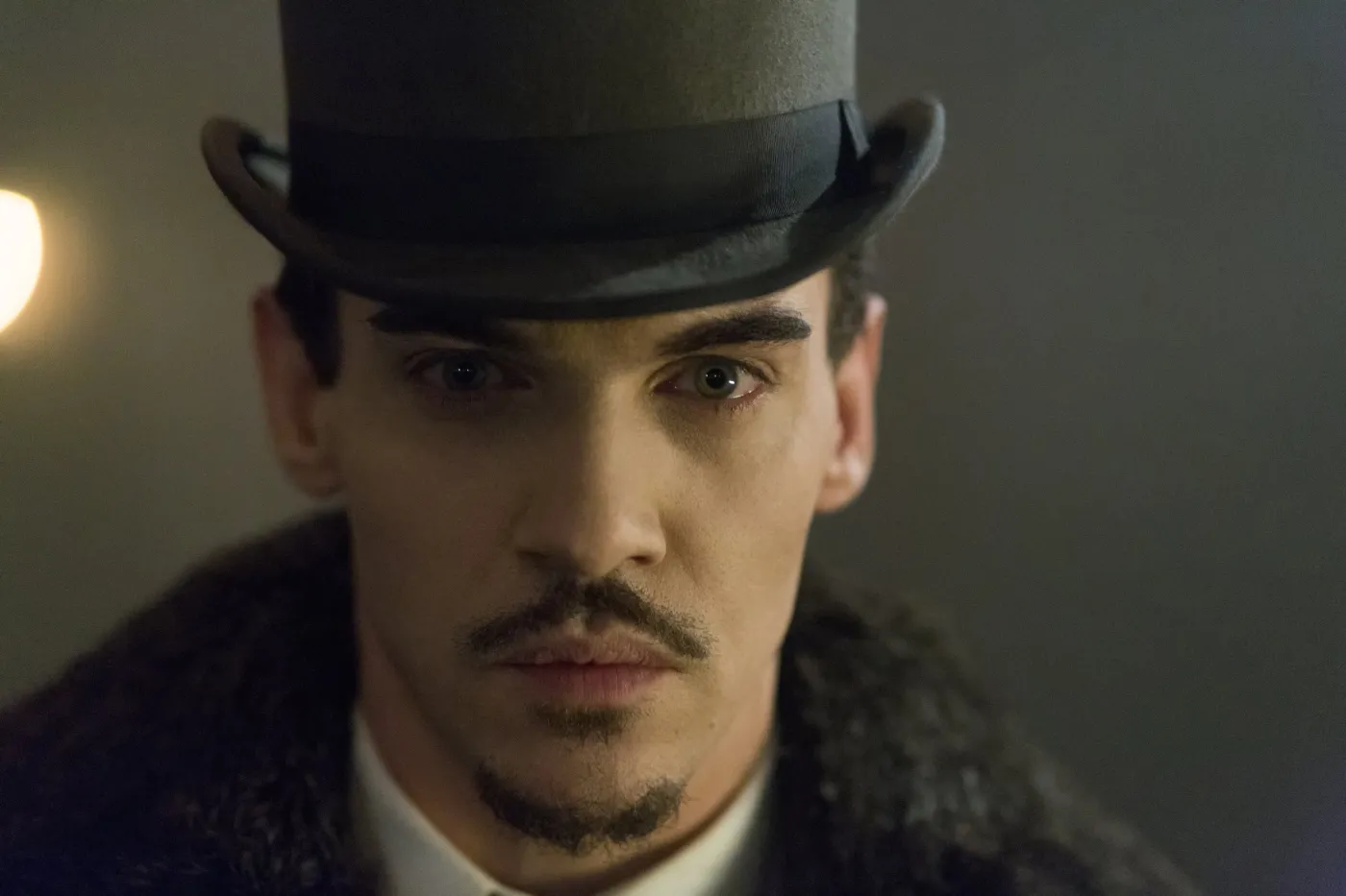 Jonathan Rhys Meyers w filmie "Dracula"