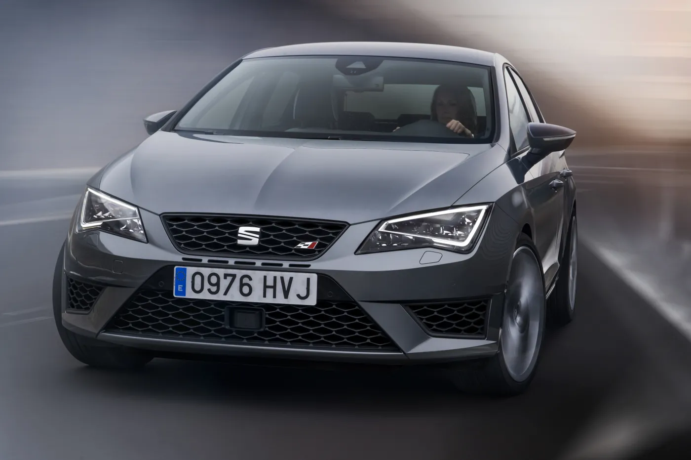 6101017-1251692506seat-leon-cupra-main.jpg