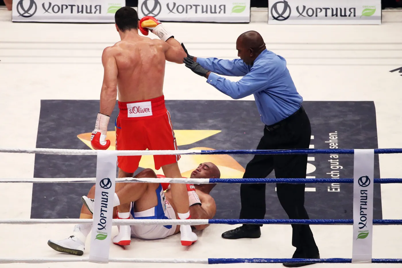 6209841-wladimir-kliczko-poslal-rywala.jpg