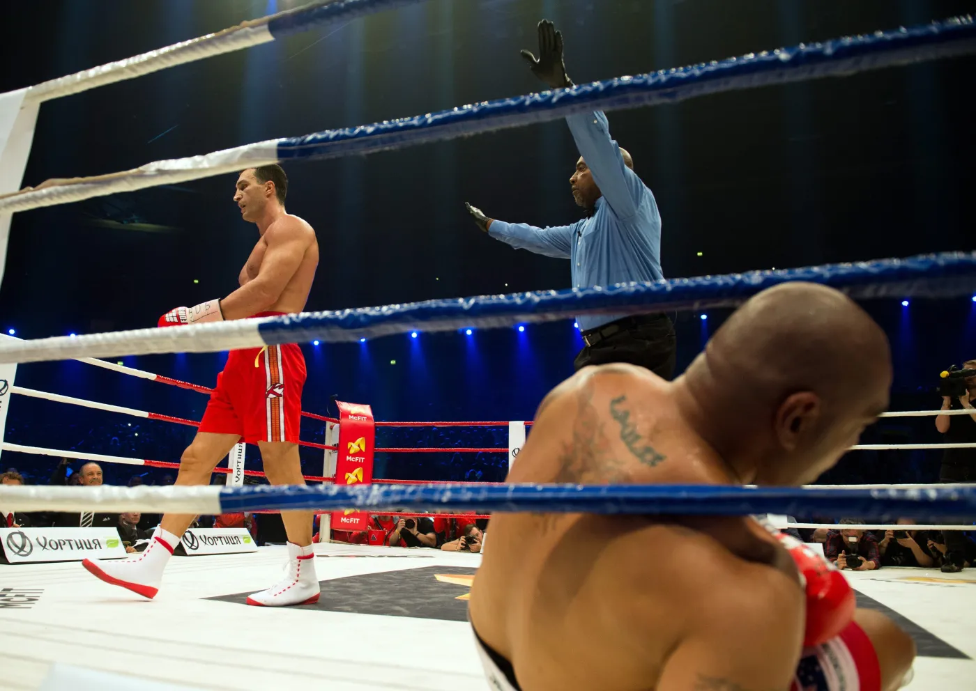 6209957-wladimir-kliczko-poslal-rywala.jpg