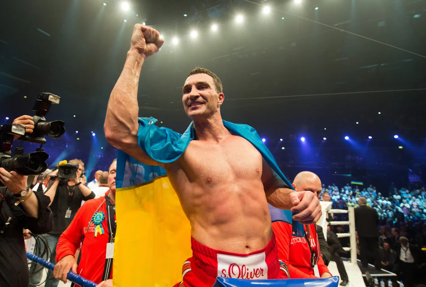 6210044-wladimir-kliczko-poslal-rywala.jpg