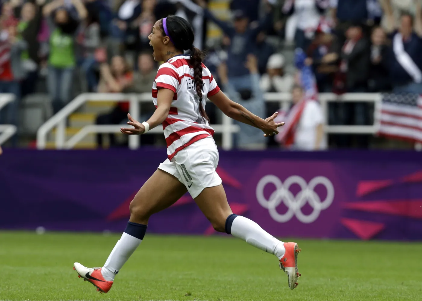6221468-sydney-leroux-to-prawdopodobnie.jpg