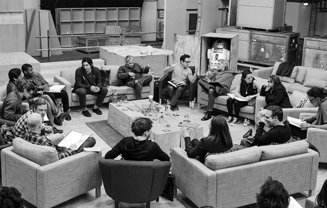 6226818-znamy-nazwiska-gwiazd-star-wars.jpg