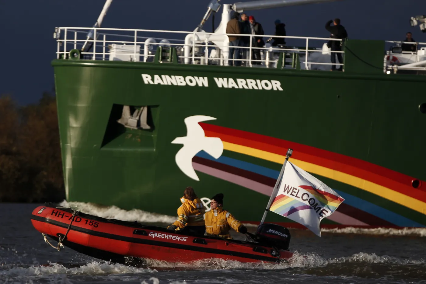 Statek Tęczowy Wojownik, używany przez Greenpeace