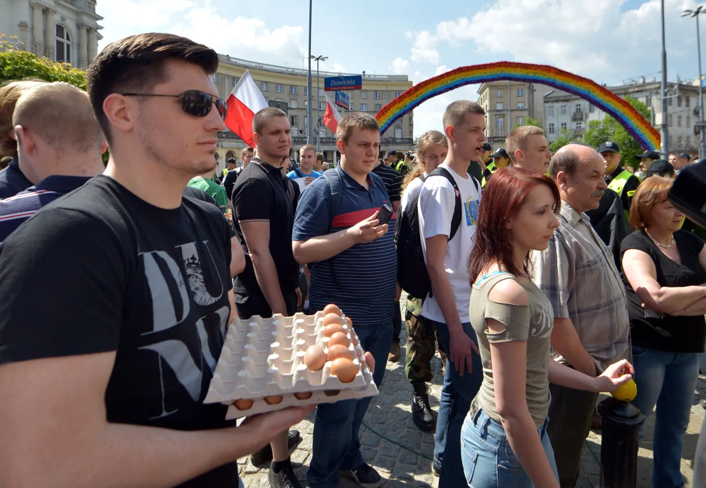 6233864-narodowcy-protestuja-przeciwko.jpg