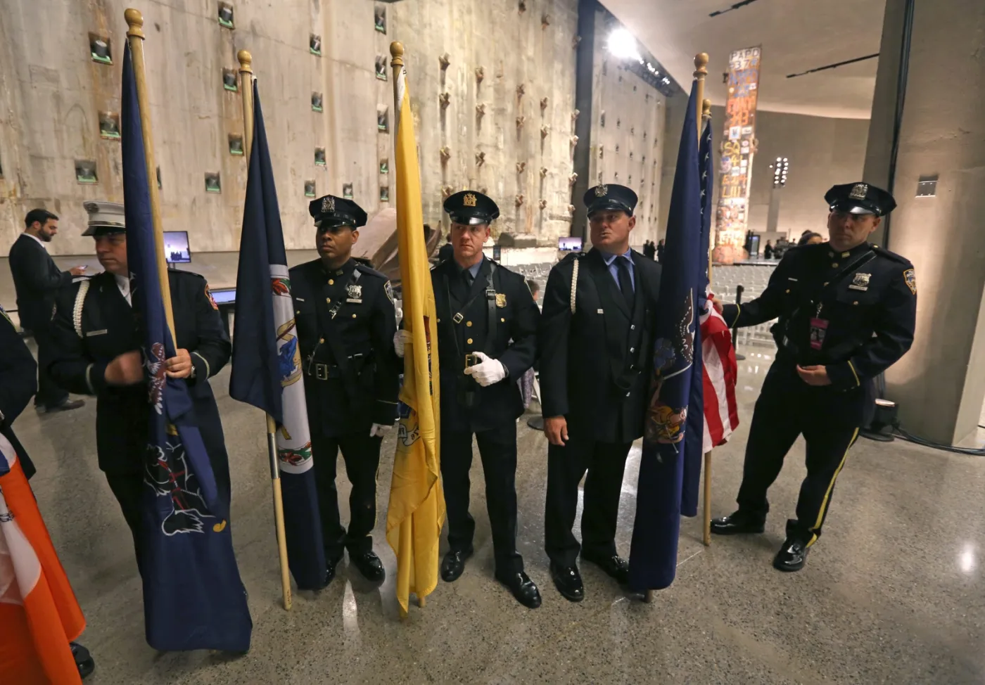 6291986-otwarcie-national-september-11.jpg