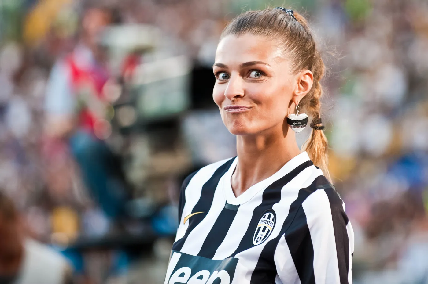 6322801-nie-tylko-natalia-siwiec-larissa.jpg