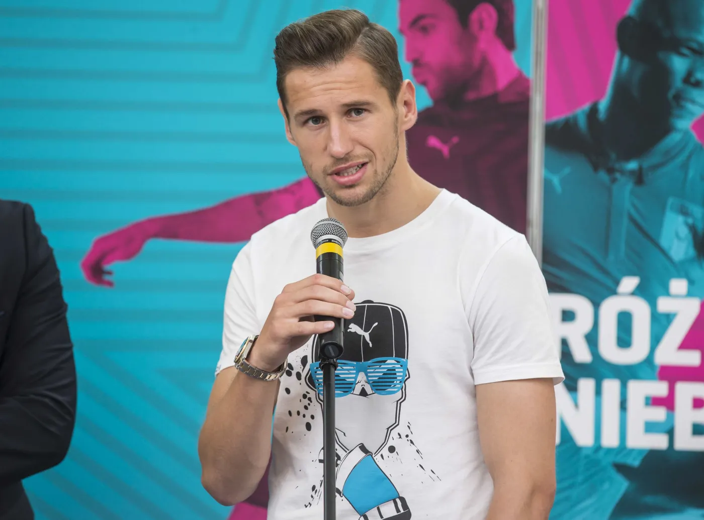 6326393-grzegorz-krychowiak-pokazal-swoja.jpg
