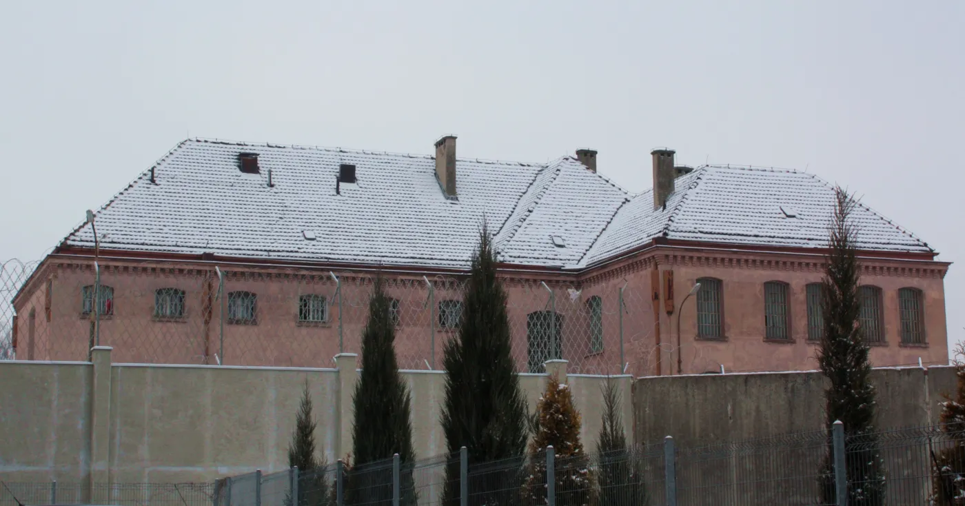 5872406-zaklad-karny-nr-2-w-strzelcach.jpg