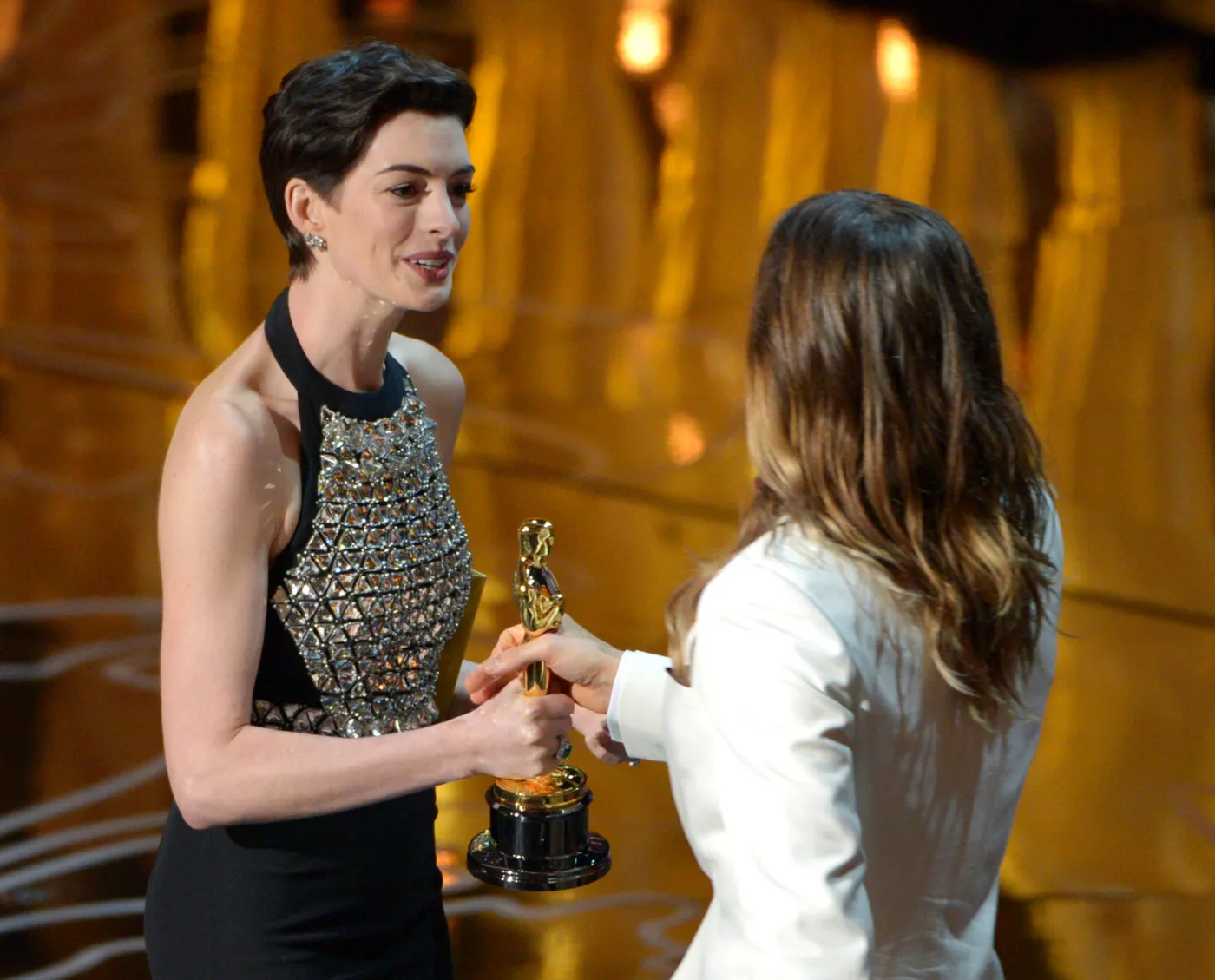 Jared Leto odbiera Oscara za rolę w filmie "Dallas Buyers Club"