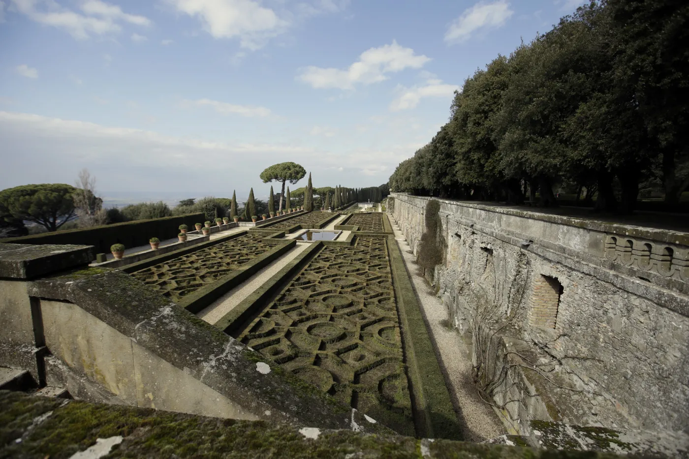 6068703-castel-gandolfo-papiez-watykan.jpg
