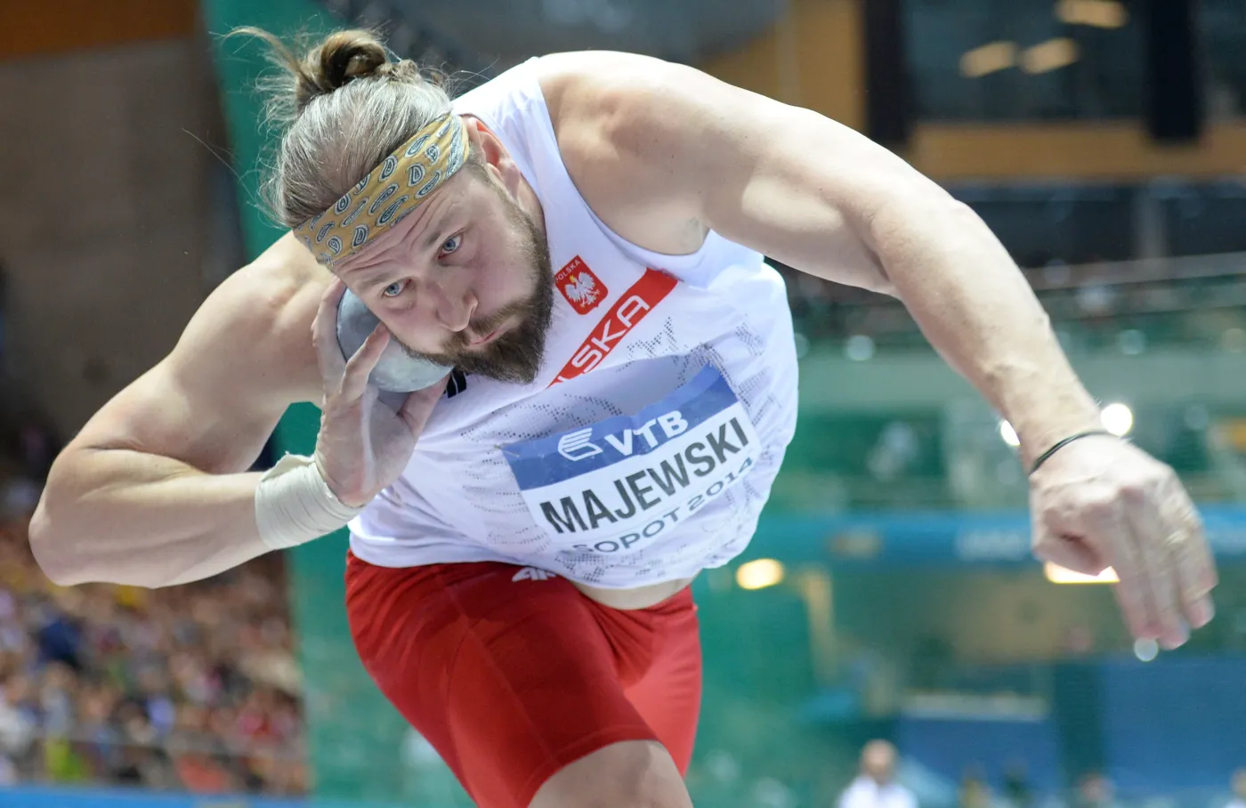 Polak Tomasz Majewski w finale pchnięcia kulą podczas halowych lekkoatletycznych mistrzostw świata w sopockiej Ergo Arenie