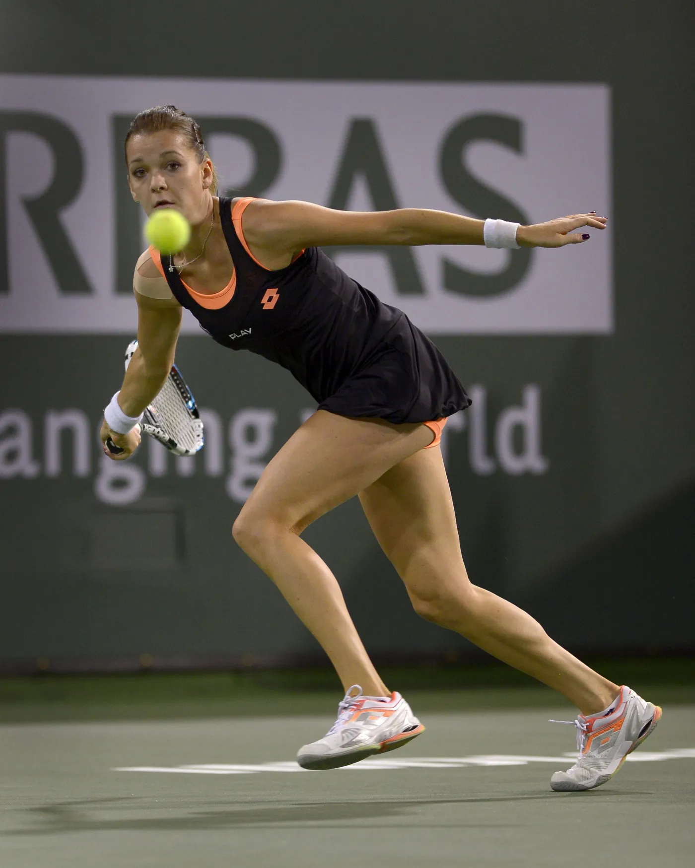 6046588-agnieszka-radwanska-doprowadzila.jpg