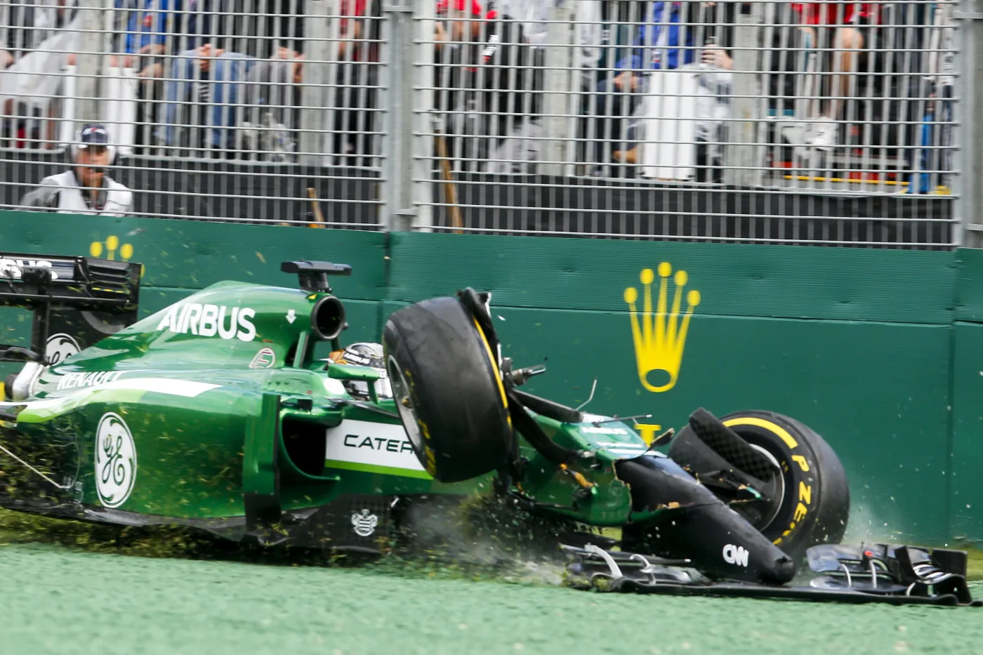 6057854-kamui-kobayashi-rozbil-bolid-tuz.jpg