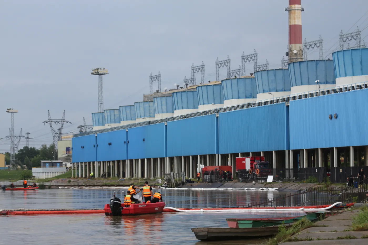 Mazut pod kontrolą. Po wycieku w Kozienicach sytuacja opanowana