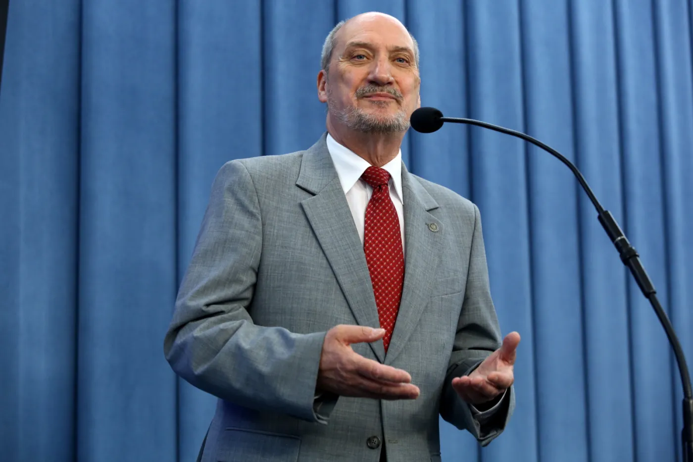 Będzie publiczny sąd nad Macierewiczem? Tusk zmienia zdanie ws. komisji śledczej