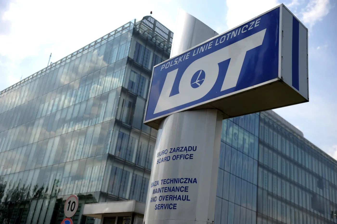 Siedziba zarządu PLL LOT w Warszawie