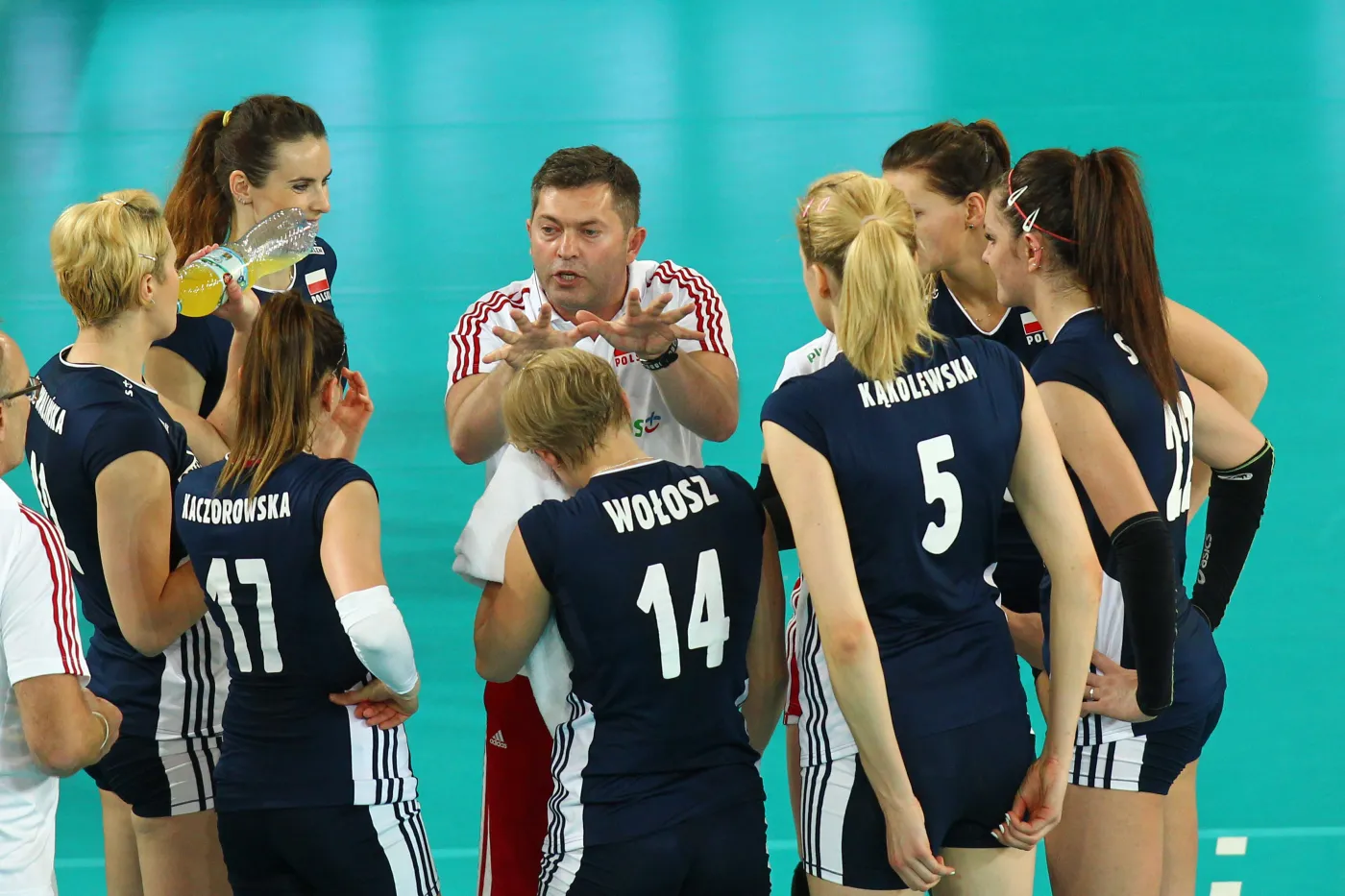 Piotr Makowski i jego siatkarki