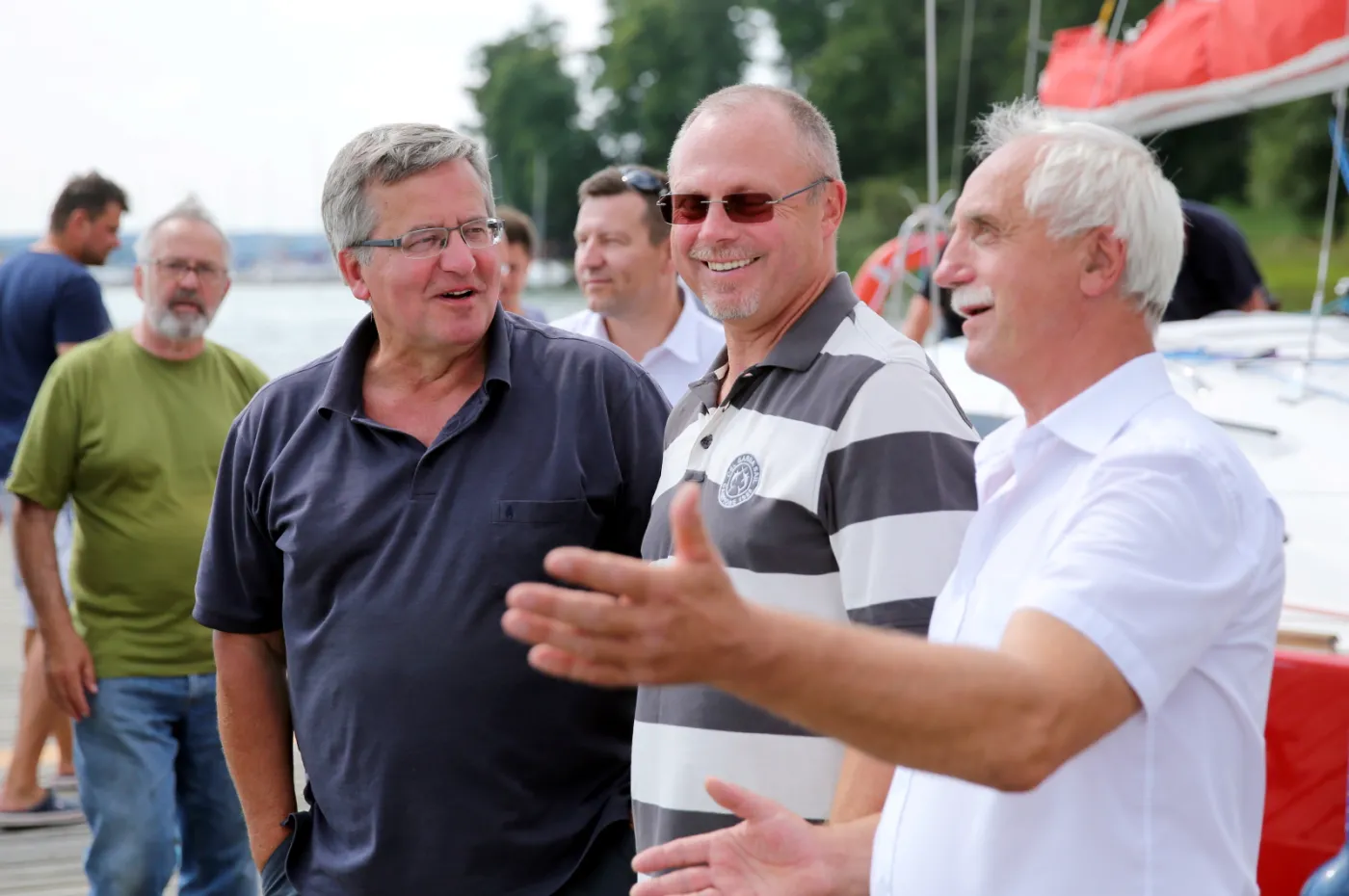 6659855-prezydent-bronislaw-komorowski.jpg
