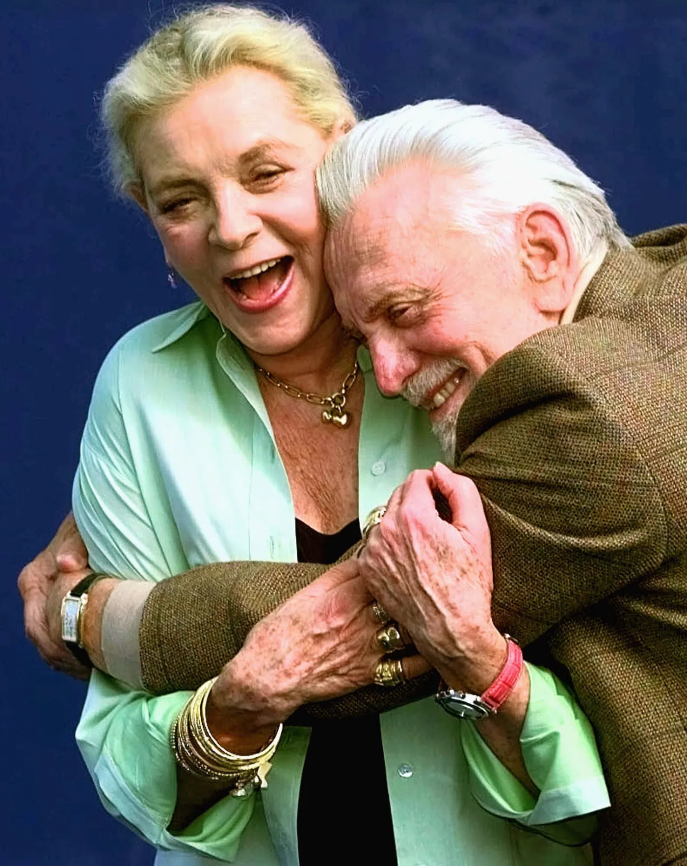 6668052-lauren-bacall-i-kirk-douglas-w.jpg