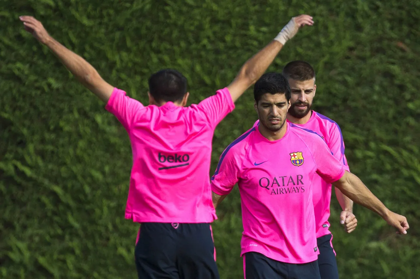 6678553-luis-suarez-po-pierwszym-treningu.jpg