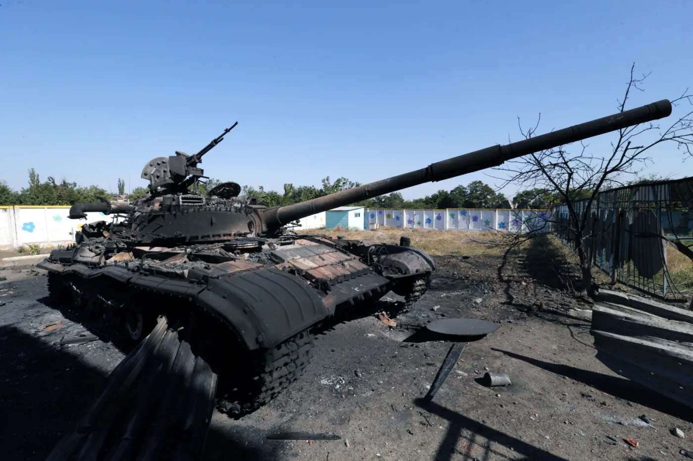 Ukraiński czołg pod Mariupolem