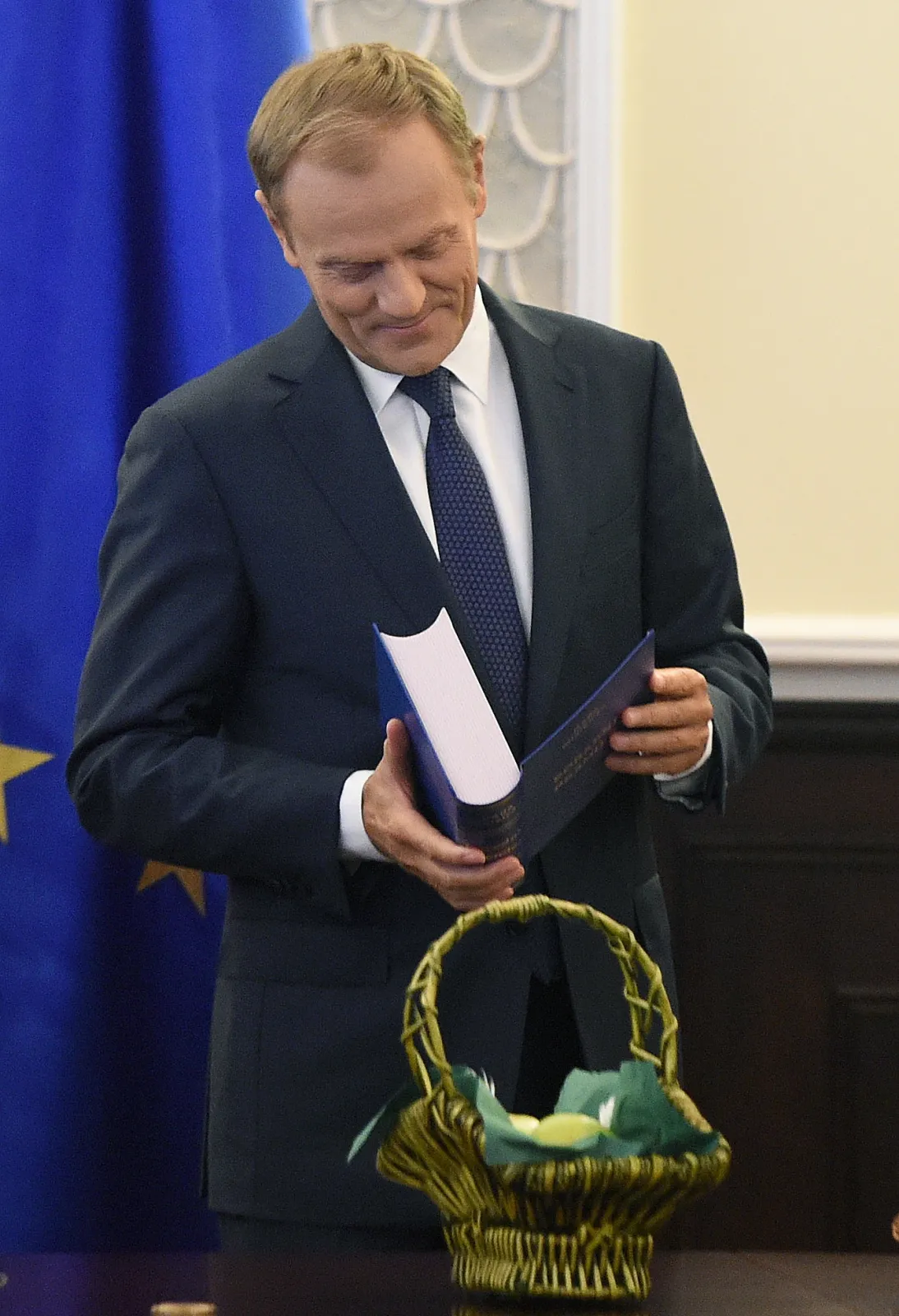 6779614-ostatnie-posiedzenie-rzadu-przed.jpg